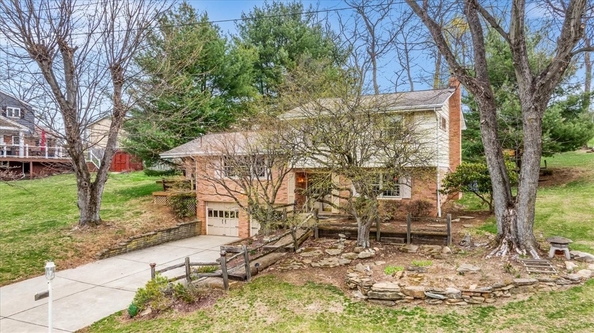 2205 Maureen Drive Dr, South Park, Pennsylvania image 4