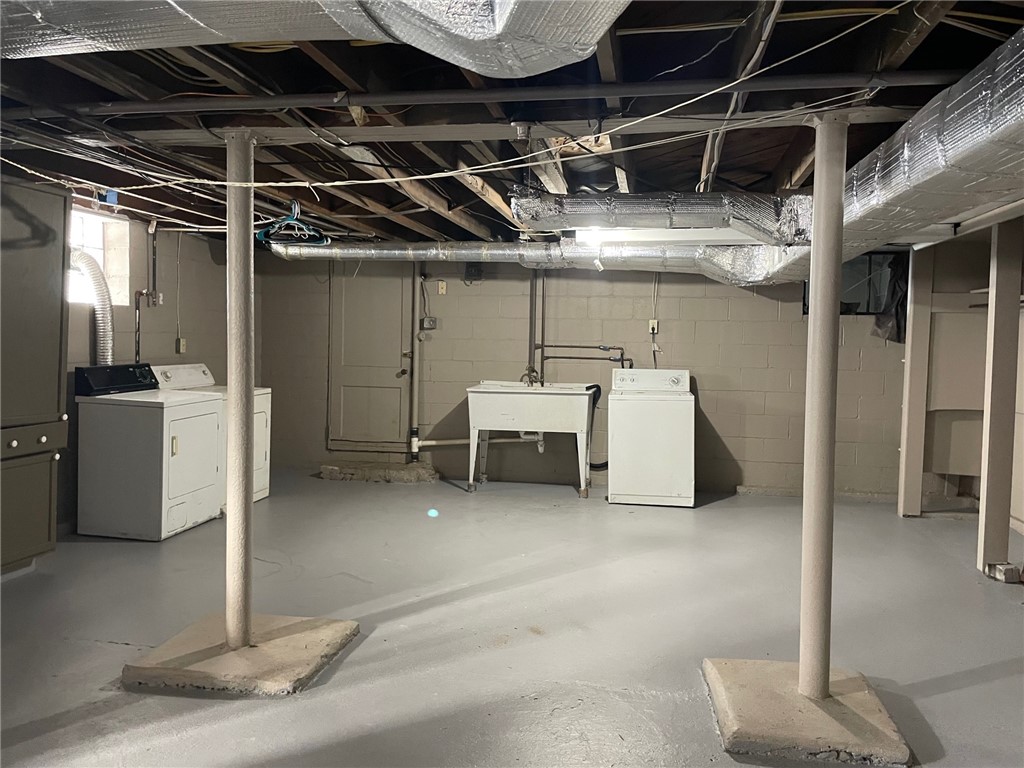 N Versailles, Pennsylvania 15137, United States, 2 Bedrooms Bedrooms, ,1 BathroomBathrooms,Residential,Active,16341