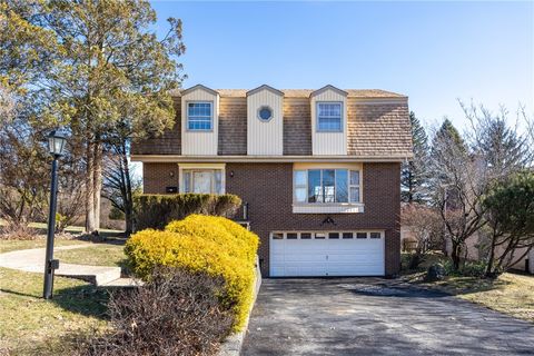 Photo of 515 Sequoia Dr, Pittsburgh, PA 15236 (MLS # 1740777)
