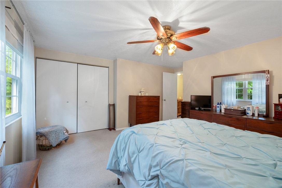 Hampton, Pennsylvania 15044, United States, 2 Bedrooms Bedrooms, ,2 BathroomsBathrooms,Residential,Active,188899