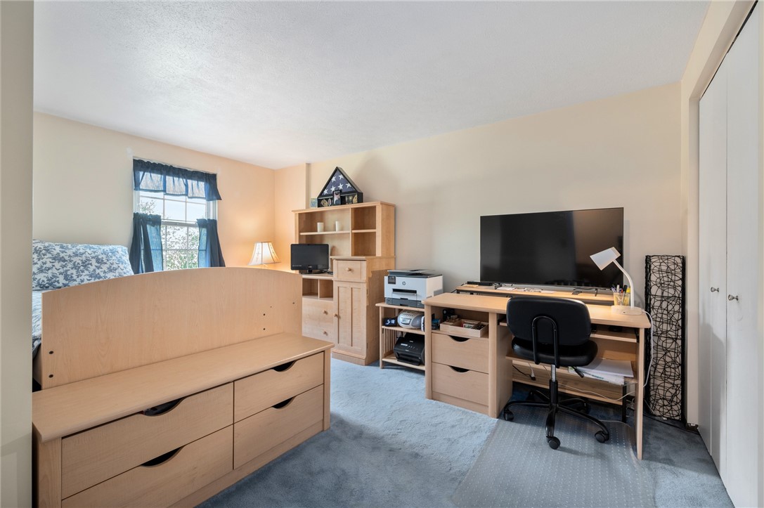 Hampton, Pennsylvania 15044, United States, 2 Bedrooms Bedrooms, ,2 BathroomsBathrooms,Residential,Active,188899