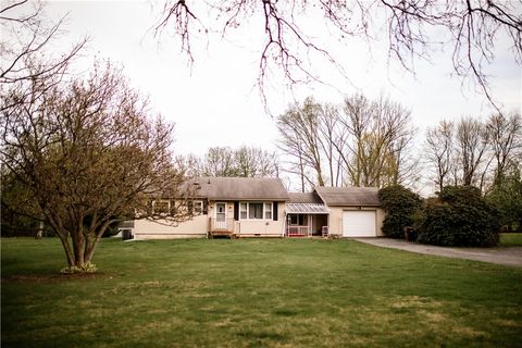 Photo of 2667 Leesburg Volant Rd, Volant, PA 16156 (MLS # 1750411)