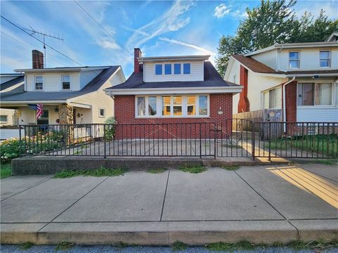 Homes For Sale - 424 Pennsylvania Ave Ave<br/> Beaver County, Rochester, PA 15074