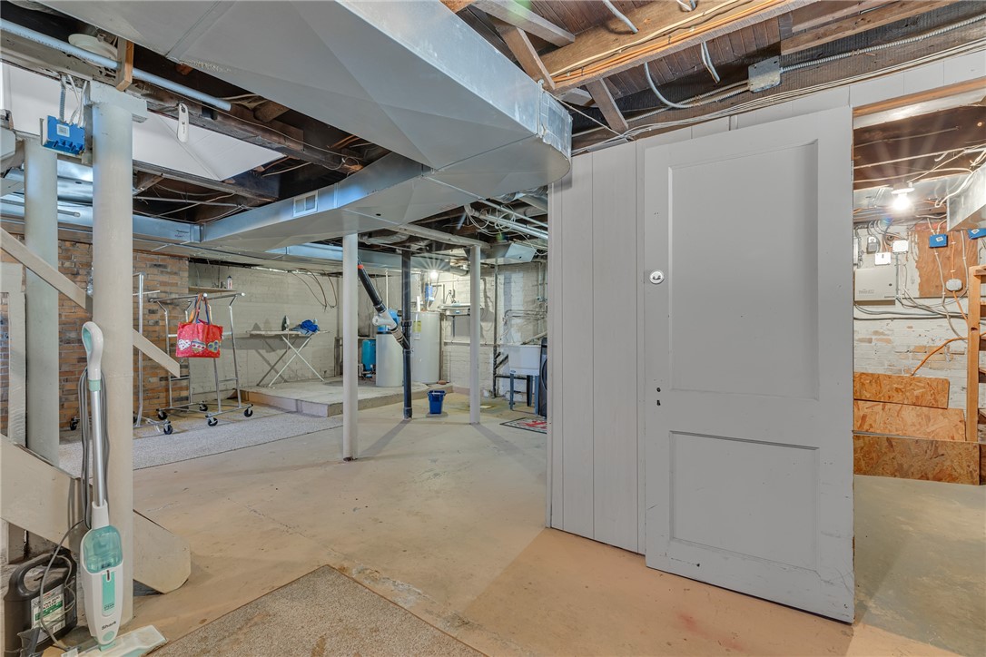 Chippewa Twp, Pennsylvania 15010, United States, 3 Bedrooms Bedrooms, ,2 BathroomsBathrooms,Residential,Active,129980