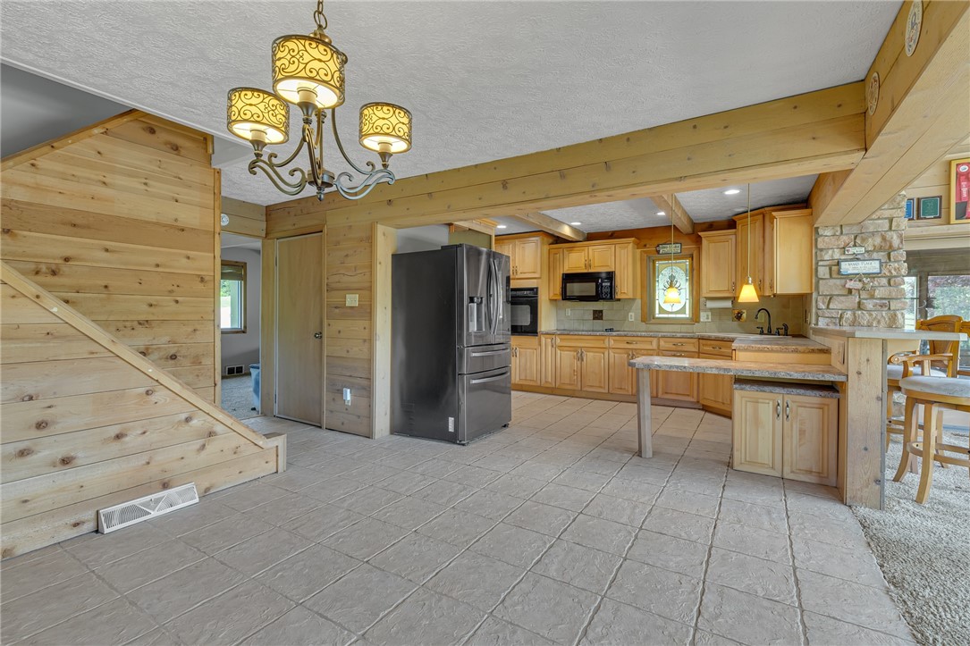 Chippewa Twp, Pennsylvania 15010, United States, 3 Bedrooms Bedrooms, ,2 BathroomsBathrooms,Residential,Active,129980