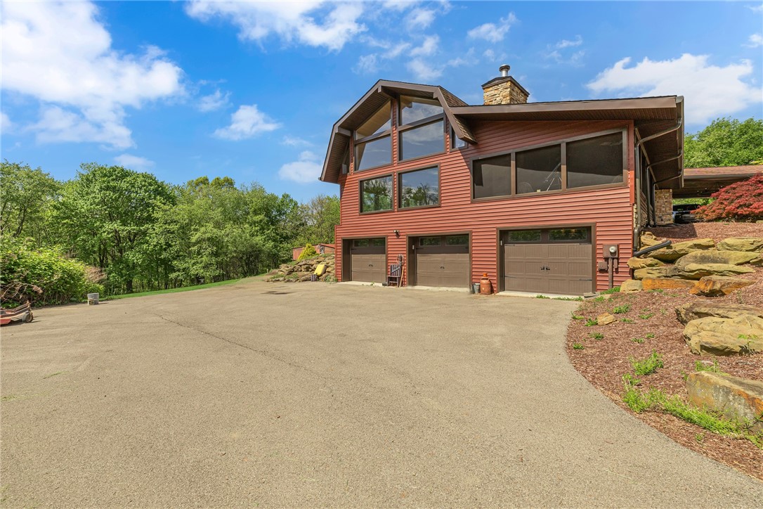 Chippewa Twp, Pennsylvania 15010, United States, 3 Bedrooms Bedrooms, ,2 BathroomsBathrooms,Residential,Active,129980