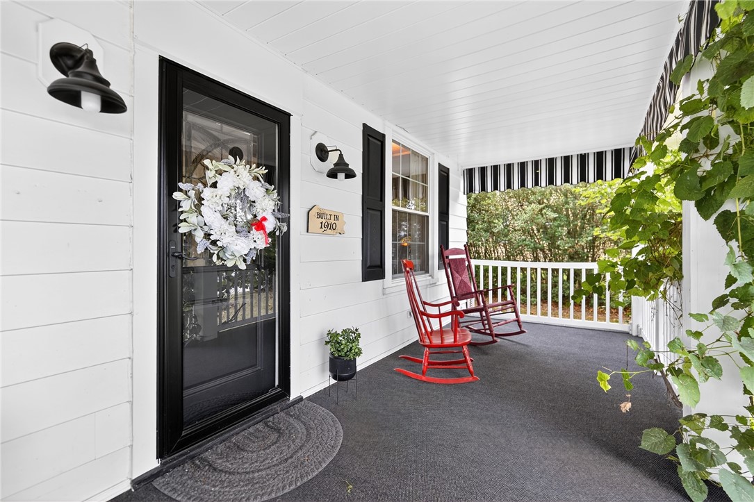 1105 Linden St.