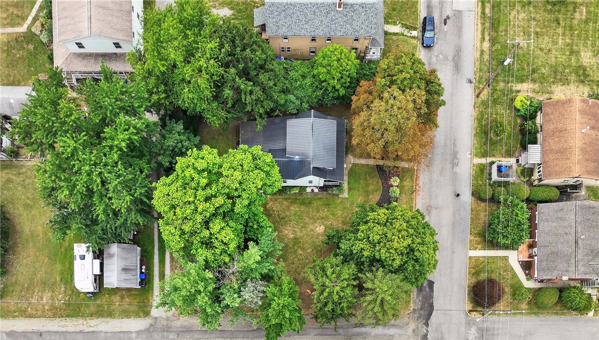 1105 Linden St.