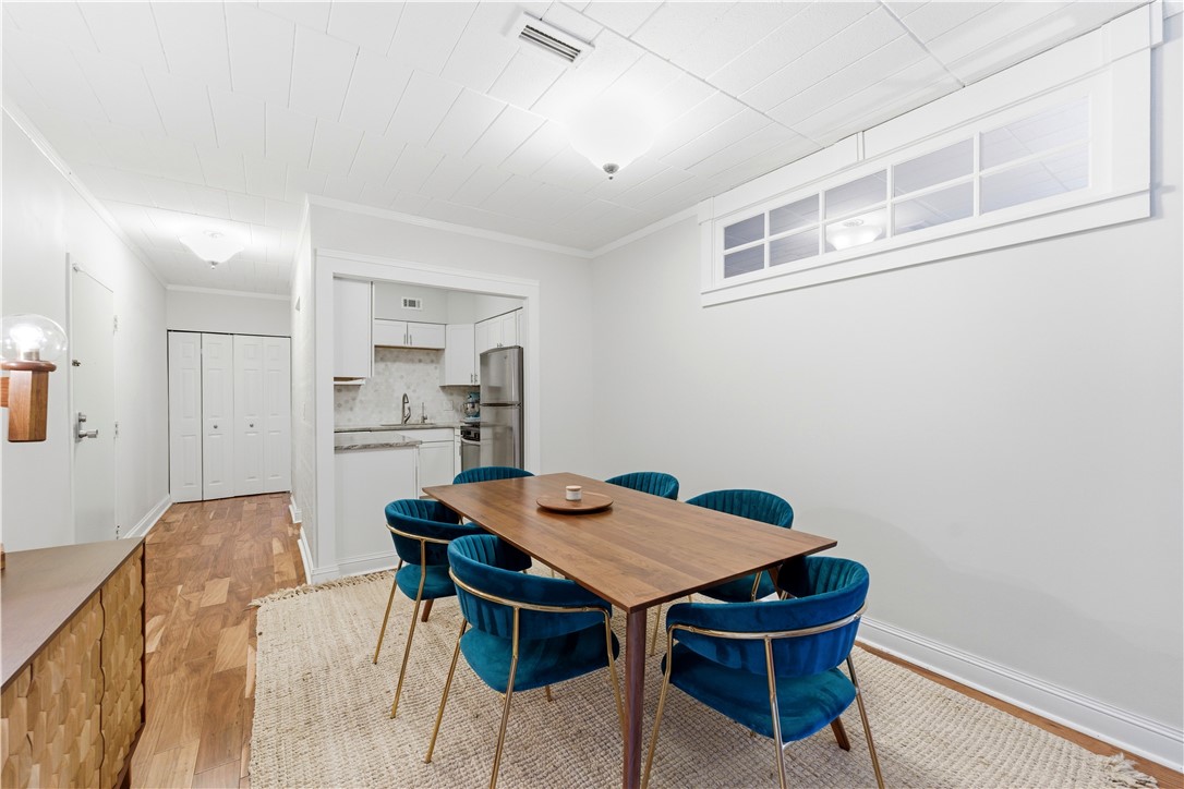 5825 5th Ave 201