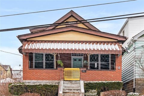 Photo of 971 Norwich Ave, Pittsburgh, PA 15226 (MLS # 1741596)