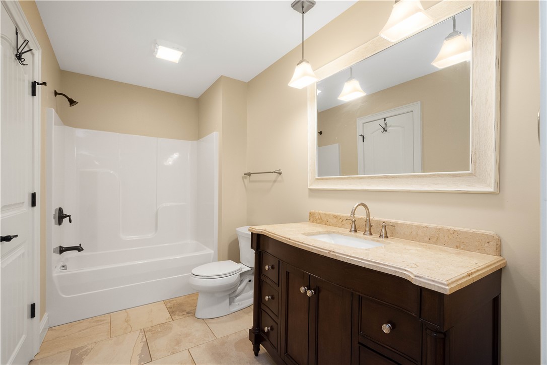 North Strabane, Pennsylvania 15317, United States, 4 Bedrooms Bedrooms, ,3 BathroomsBathrooms,Residential,Pending,83824