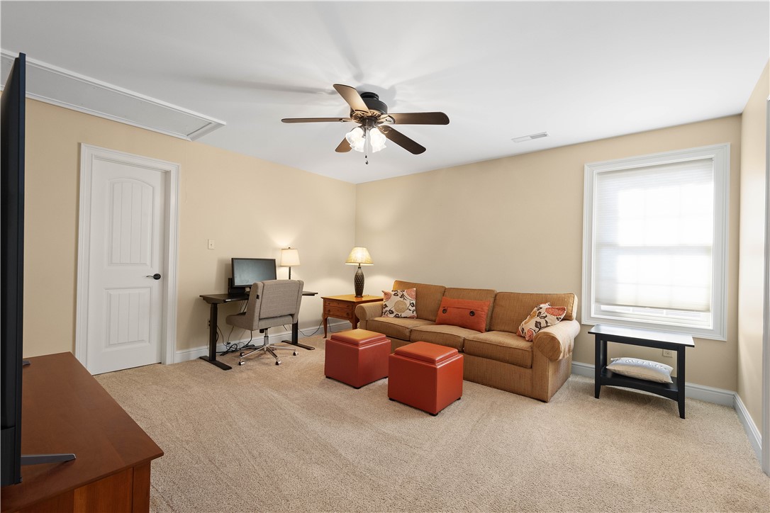 North Strabane, Pennsylvania 15317, United States, 4 Bedrooms Bedrooms, ,3 BathroomsBathrooms,Residential,Pending,83824