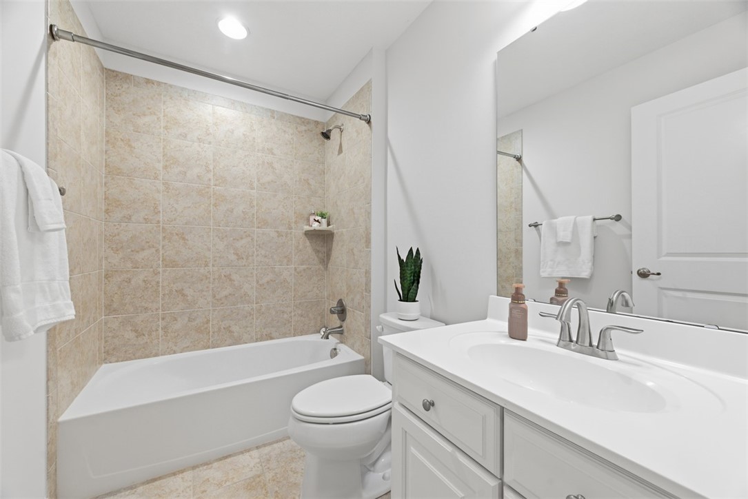 Marshall, Pennsylvania 16046, United States, 4 Bedrooms Bedrooms, ,4 BathroomsBathrooms,Residential,Active,239399