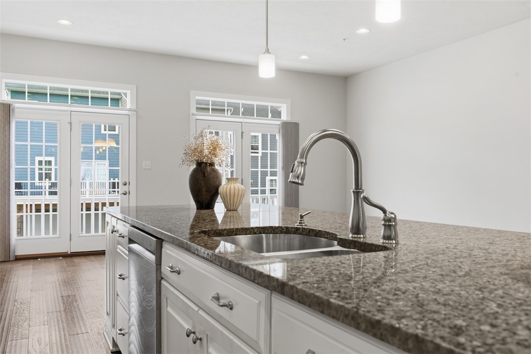 Marshall, Pennsylvania 16046, United States, 4 Bedrooms Bedrooms, ,4 BathroomsBathrooms,Residential,Active,239399