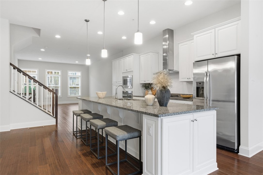 Marshall, Pennsylvania 16046, United States, 4 Bedrooms Bedrooms, ,4 BathroomsBathrooms,Residential,Active,239399