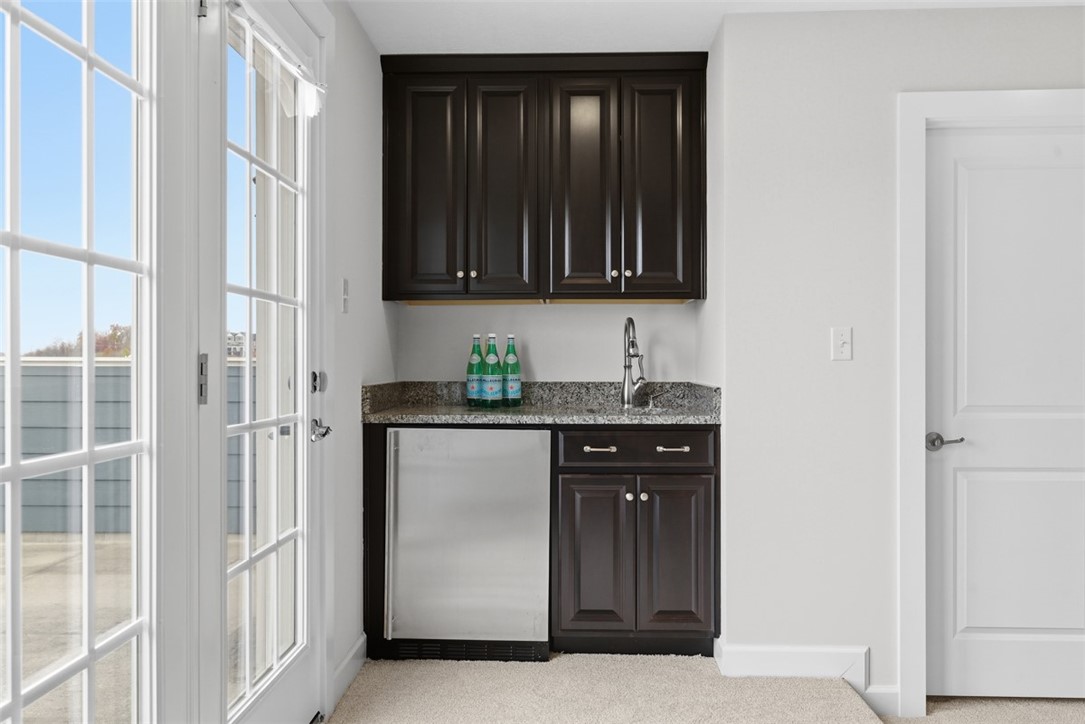 Marshall, Pennsylvania 16046, United States, 4 Bedrooms Bedrooms, ,4 BathroomsBathrooms,Residential,Active,239399