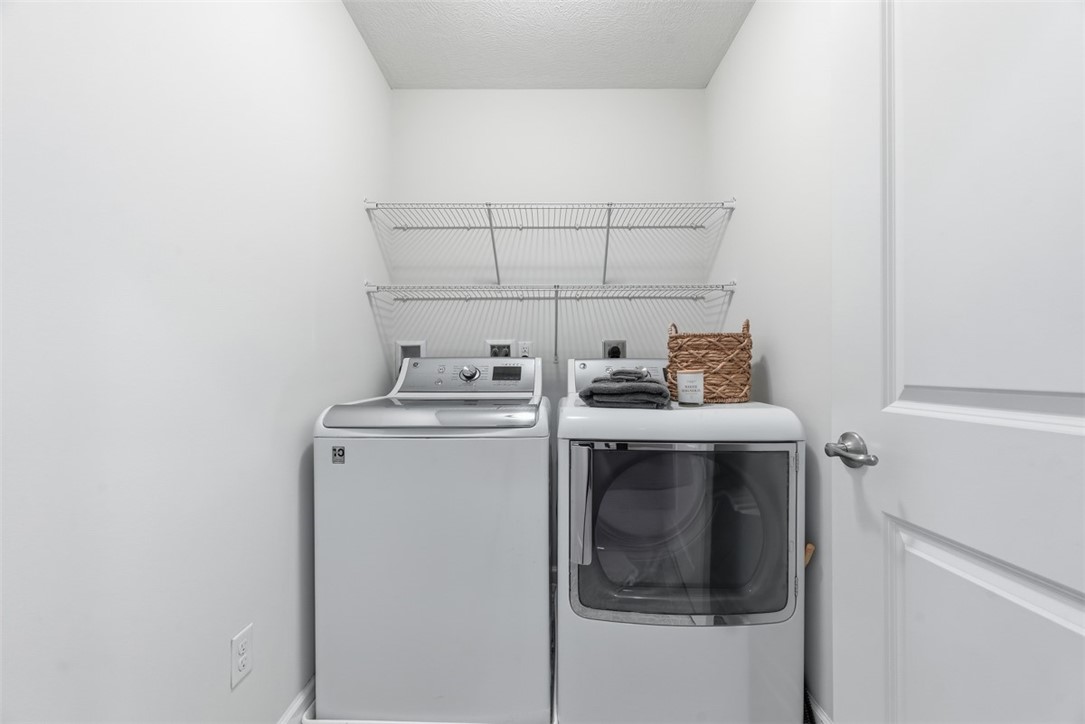 Marshall, Pennsylvania 16046, United States, 4 Bedrooms Bedrooms, ,4 BathroomsBathrooms,Residential,Active,239399