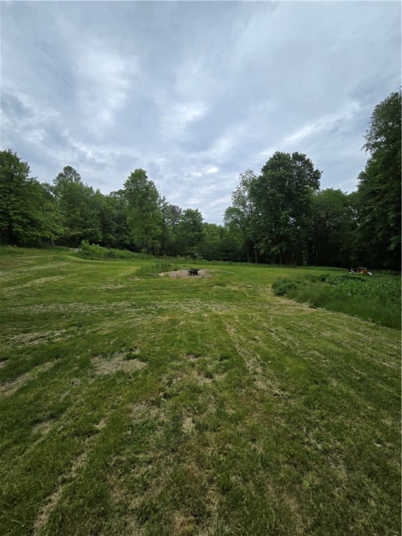 Jefferson Twp - Mer, Pennsylvania 16137, United States, 2 Bedrooms Bedrooms, ,1 BathroomBathrooms,Residential,Pending,139725