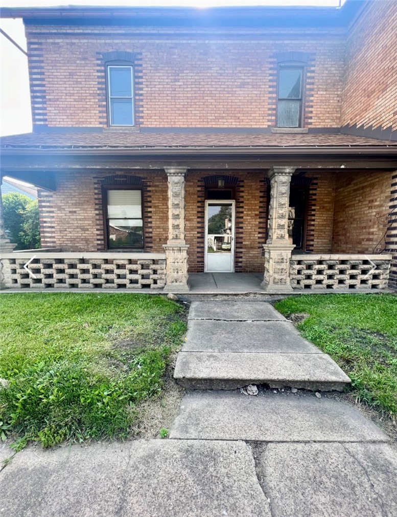 Photo 1 of 22 — 700 Market St, Darlington, PA 16115
