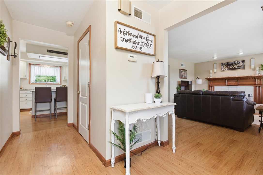 5 Longview Dr