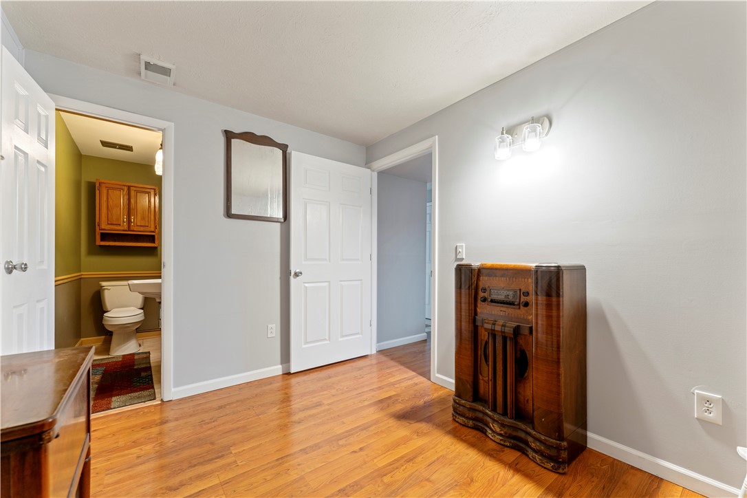 1179 Mike Reed Dr Dr, South Park, Pennsylvania image 25