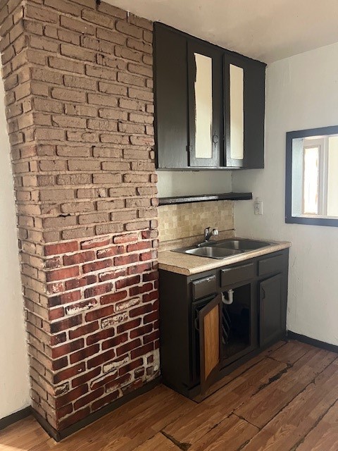 22 W Coffey St