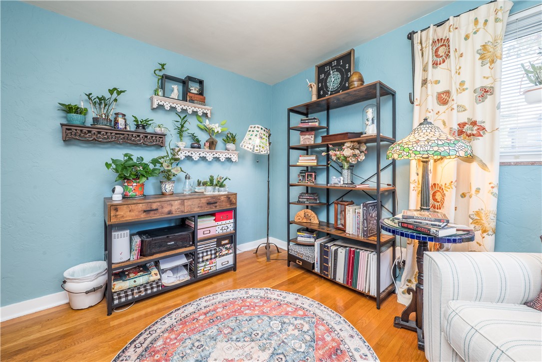 Beechview, Pennsylvania 15216, United States, 3 Bedrooms Bedrooms, ,3 BathroomsBathrooms,Residential,Contingent,230539