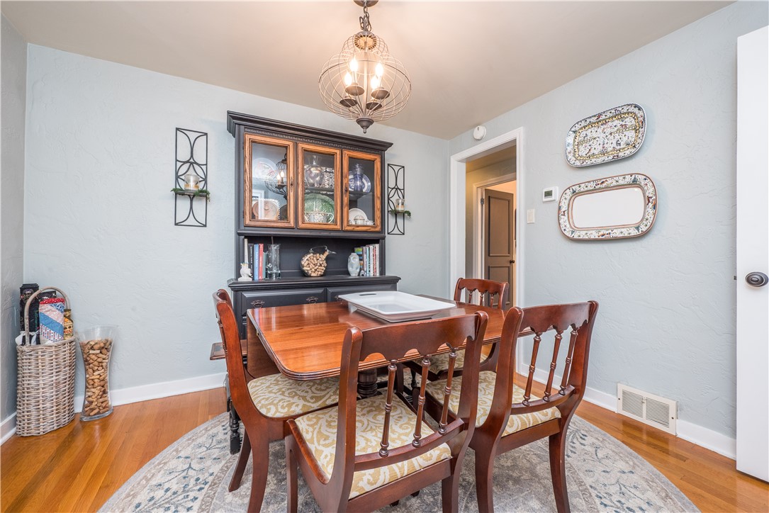 Beechview, Pennsylvania 15216, United States, 3 Bedrooms Bedrooms, ,3 BathroomsBathrooms,Residential,Contingent,230539