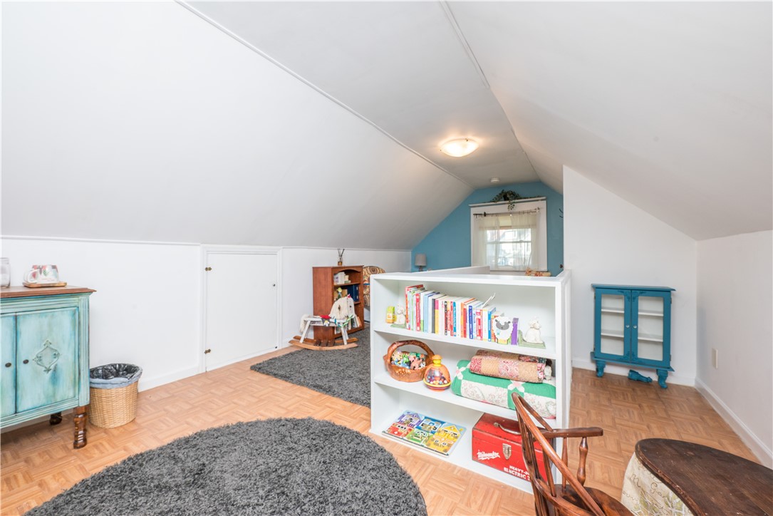 Beechview, Pennsylvania 15216, United States, 3 Bedrooms Bedrooms, ,3 BathroomsBathrooms,Residential,Contingent,230539