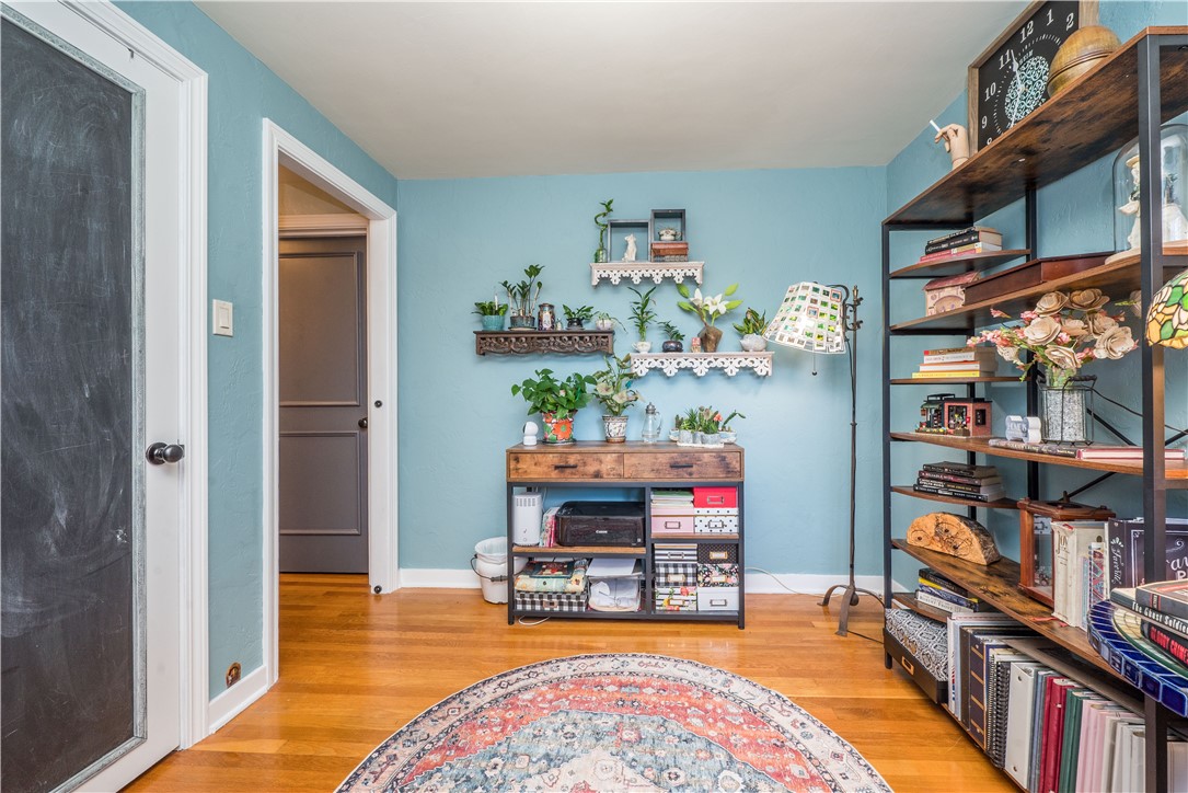 Beechview, Pennsylvania 15216, United States, 3 Bedrooms Bedrooms, ,3 BathroomsBathrooms,Residential,Contingent,230539