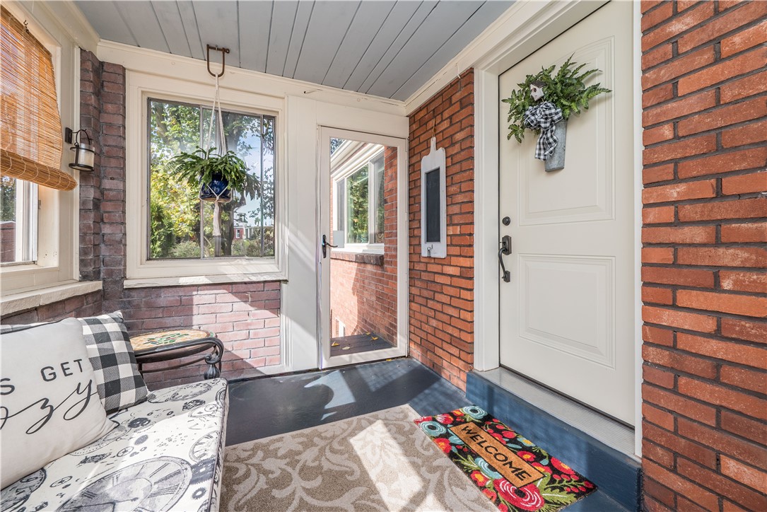 Beechview, Pennsylvania 15216, United States, 3 Bedrooms Bedrooms, ,3 BathroomsBathrooms,Residential,Contingent,230539