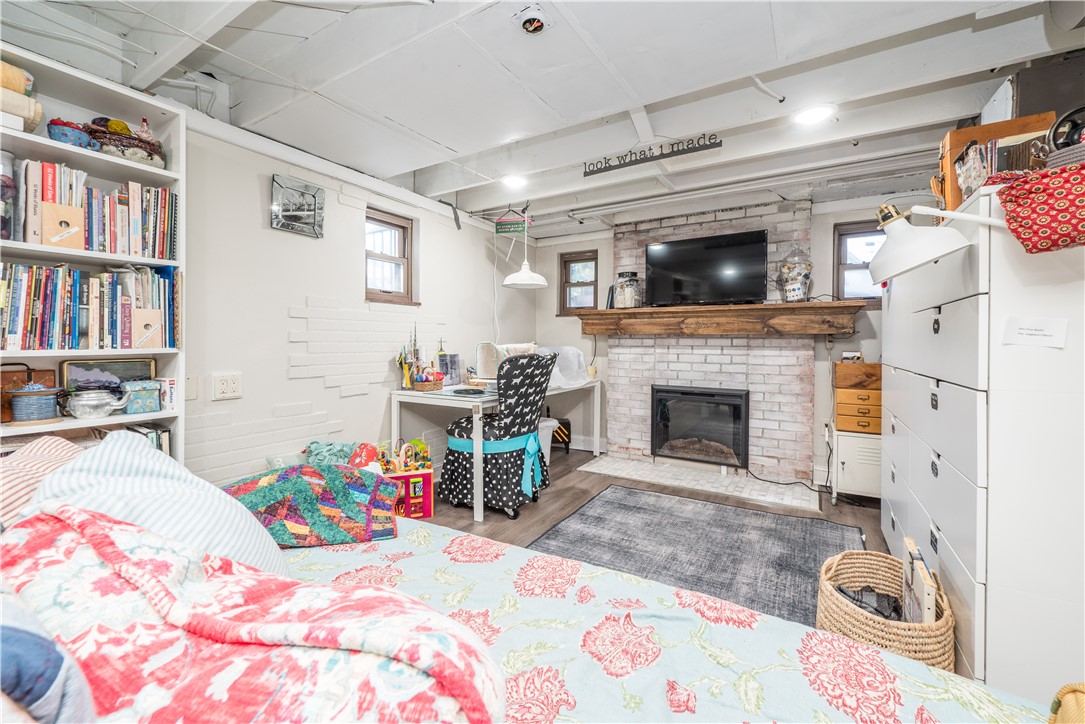 Beechview, Pennsylvania 15216, United States, 3 Bedrooms Bedrooms, ,3 BathroomsBathrooms,Residential,Contingent,230539