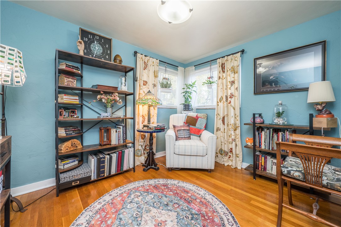 Beechview, Pennsylvania 15216, United States, 3 Bedrooms Bedrooms, ,3 BathroomsBathrooms,Residential,Contingent,230539