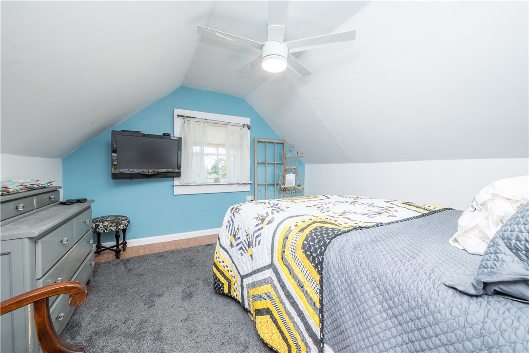 Beechview, Pennsylvania 15216, United States, 3 Bedrooms Bedrooms, ,3 BathroomsBathrooms,Residential,Contingent,230539