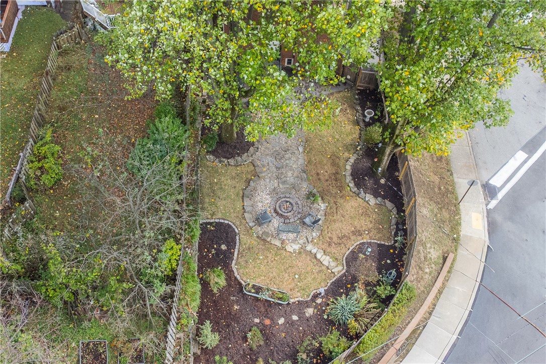 Beechview, Pennsylvania 15216, United States, 3 Bedrooms Bedrooms, ,3 BathroomsBathrooms,Residential,Contingent,230539