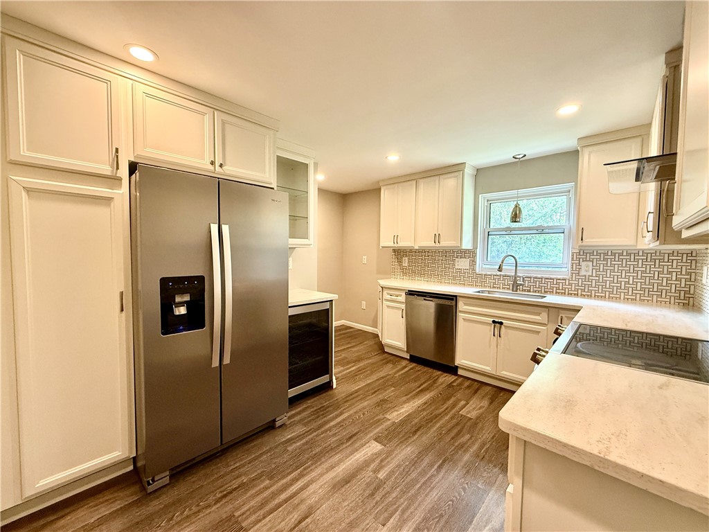 Carnegie, Pennsylvania 15106, United States, 3 Bedrooms Bedrooms, ,2 BathroomsBathrooms,Residential,Active,149456