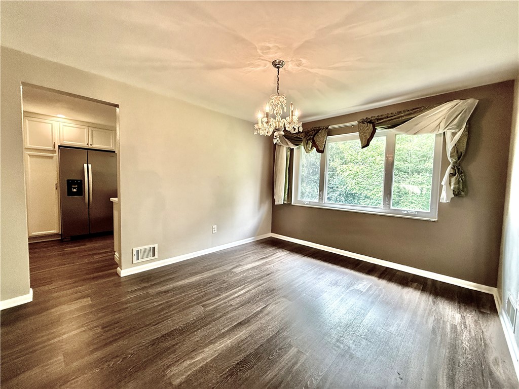 Carnegie, Pennsylvania 15106, United States, 3 Bedrooms Bedrooms, ,2 BathroomsBathrooms,Residential,Active,149456