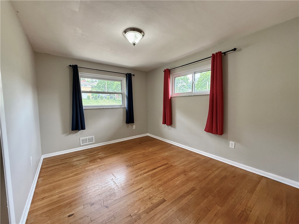 Carnegie, Pennsylvania 15106, United States, 3 Bedrooms Bedrooms, ,2 BathroomsBathrooms,Residential,Active,149456