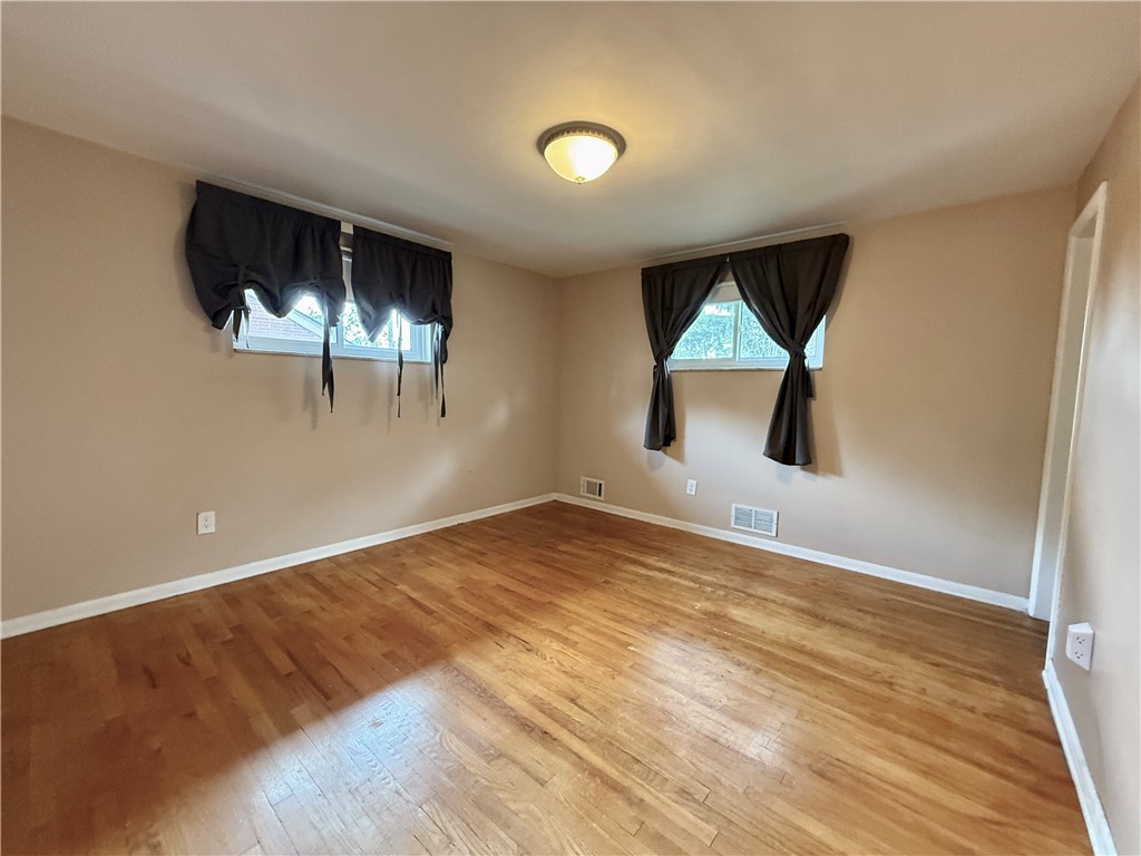 Carnegie, Pennsylvania 15106, United States, 3 Bedrooms Bedrooms, ,2 BathroomsBathrooms,Residential,Active,149456