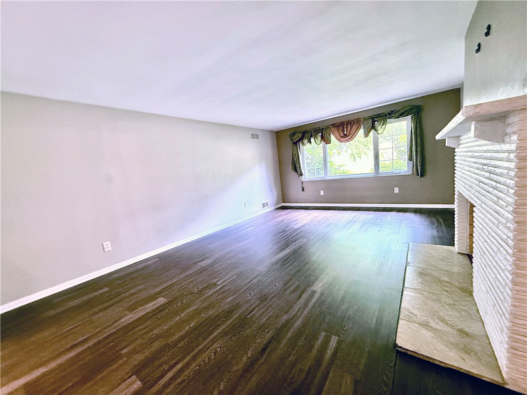 Carnegie, Pennsylvania 15106, United States, 3 Bedrooms Bedrooms, ,2 BathroomsBathrooms,Residential,Active,149456