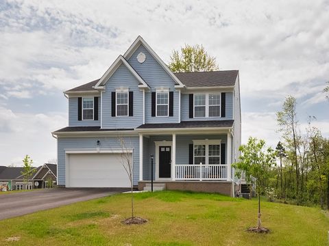 Photo of 2674 Margos Way, Gibsonia, PA 15044 (MLS # 1731626)