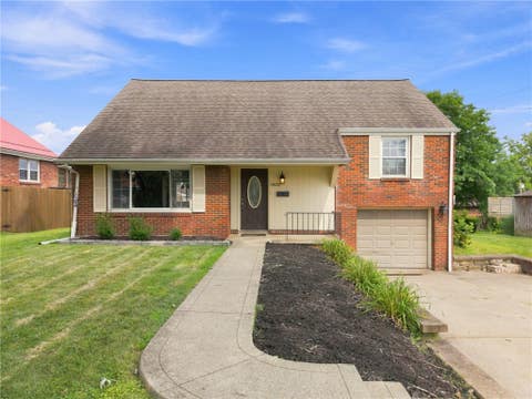 Homes For Sale - 3832 Evergreen Drive Dr<br/> Monroeville, PA 15146