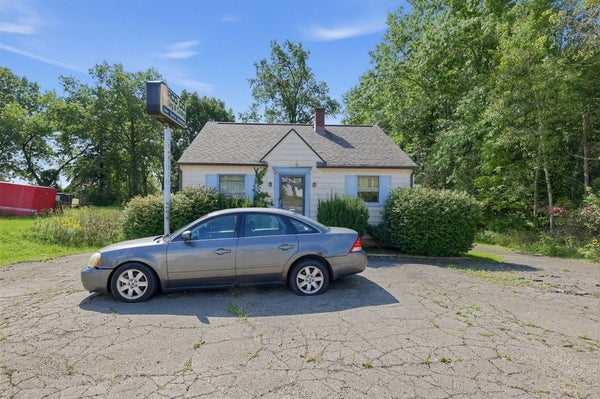 2022 SHENANGO VALLEY FWY, HERMITAGE, PA 16148 - Image 0cd39dfe208d9ce966c4056d2d7e710a/3366833396