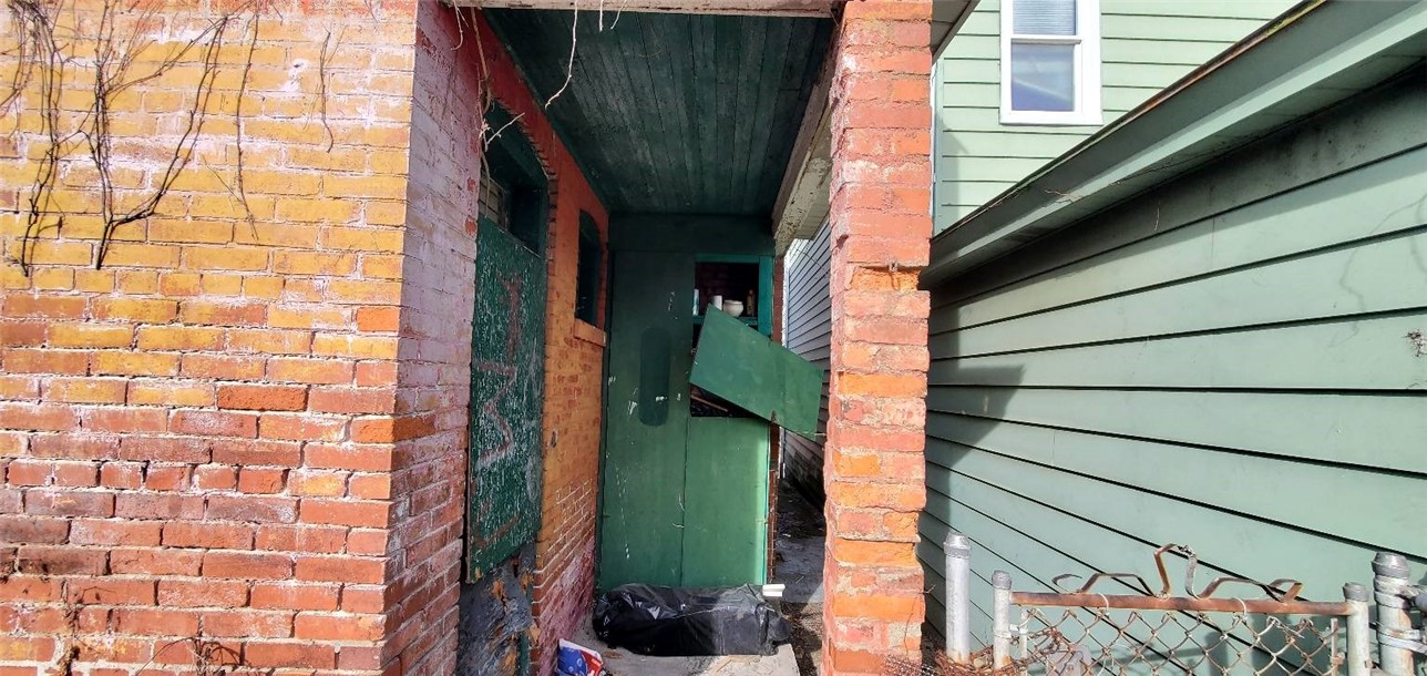 320 W 14TH AVENUE