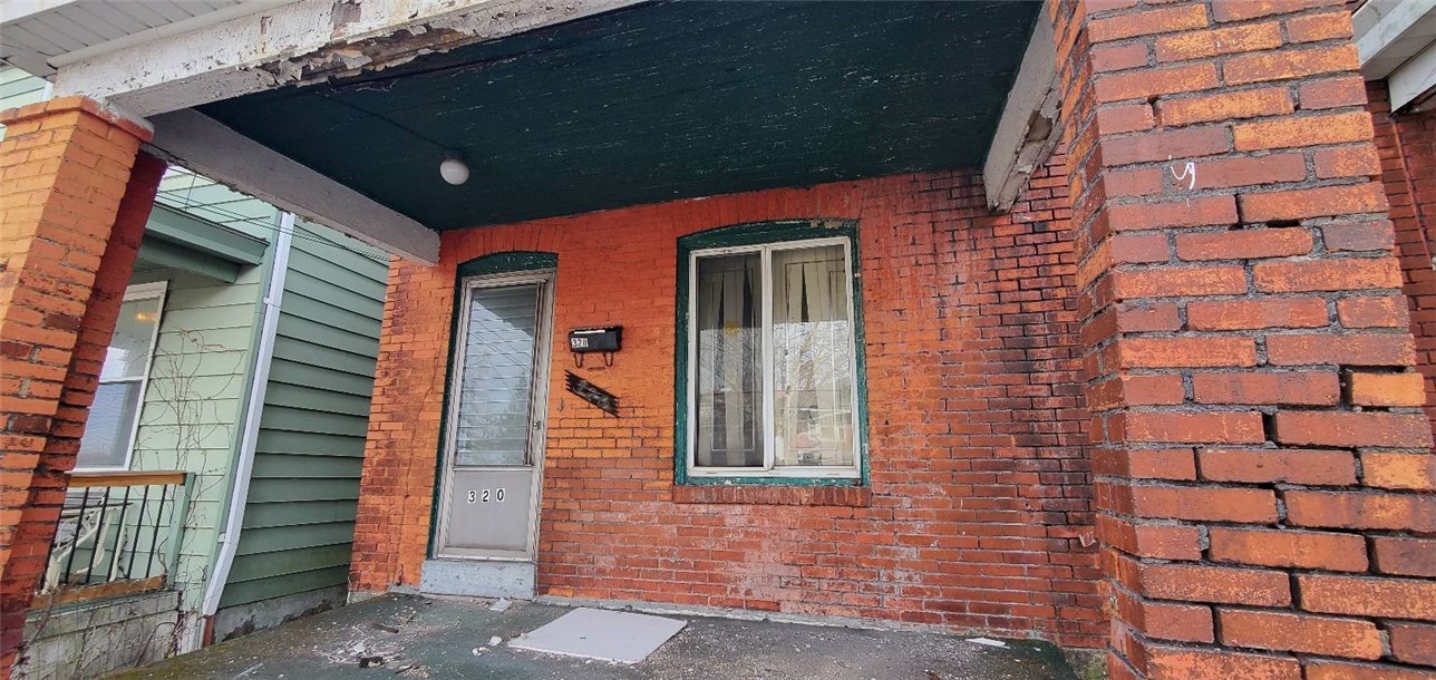 320 W 14TH AVENUE