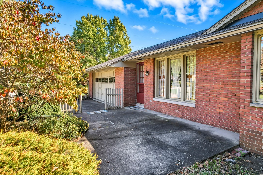 Sharpsville, Pennsylvania 16150, United States, 3 Bedrooms Bedrooms, ,3 BathroomsBathrooms,Residential,Active,223570