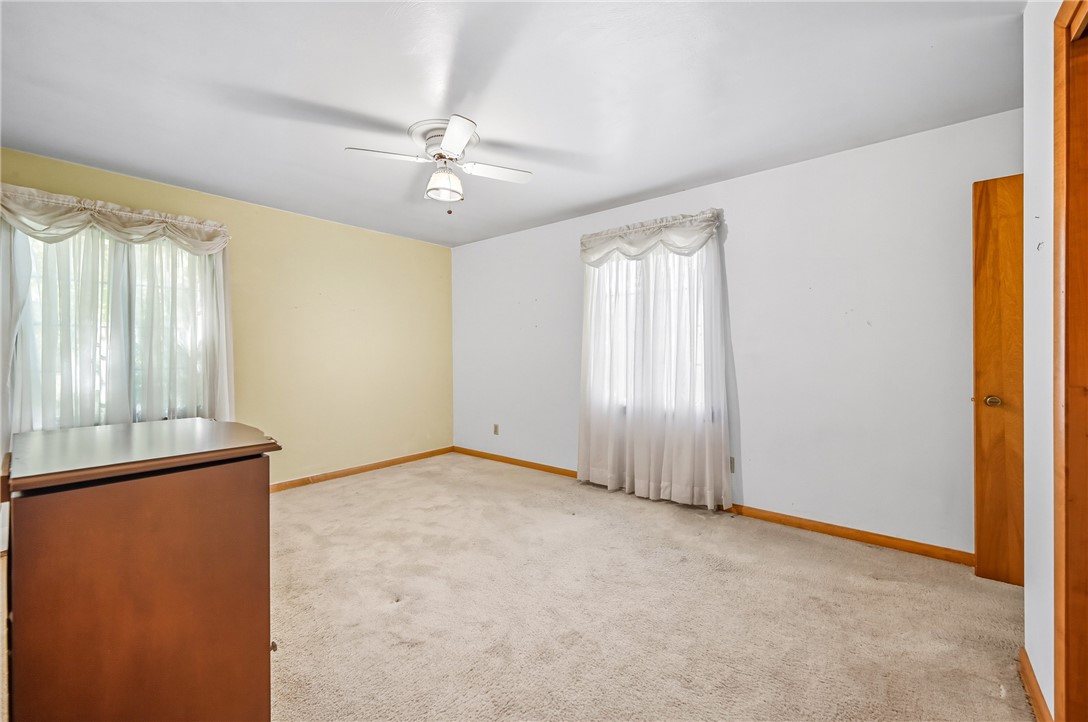 Sharpsville, Pennsylvania 16150, United States, 3 Bedrooms Bedrooms, ,3 BathroomsBathrooms,Residential,Active,223570