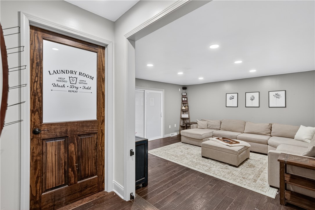 McCandless, Pennsylvania 15090, United States, 4 Bedrooms Bedrooms, ,3 BathroomsBathrooms,Residential,Contingent,216147