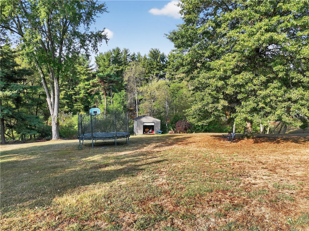 McCandless, Pennsylvania 15090, United States, 4 Bedrooms Bedrooms, ,3 BathroomsBathrooms,Residential,Contingent,216147