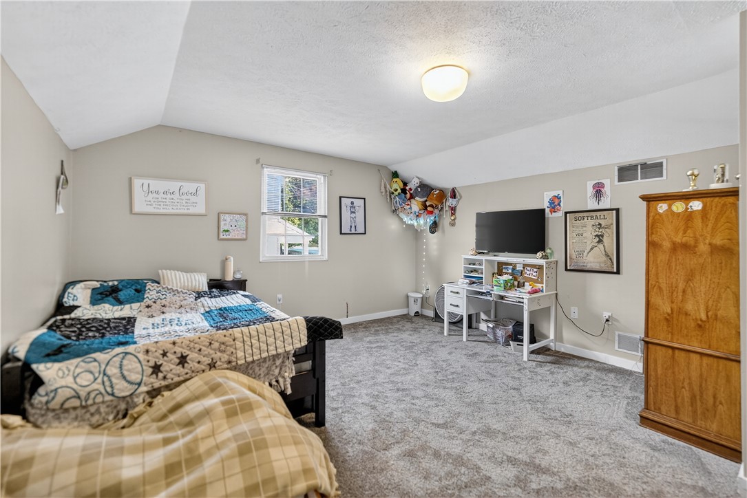 McCandless, Pennsylvania 15090, United States, 4 Bedrooms Bedrooms, ,3 BathroomsBathrooms,Residential,Contingent,216147